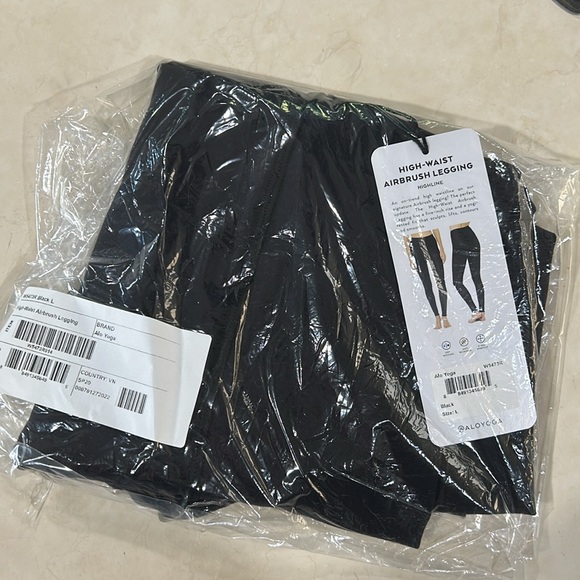 New nwt Alo high waist airbrush highline yoga leggings black large L stretch - Picture 11 of 11